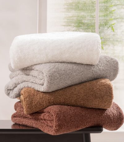 Teddy Sherpa Throw