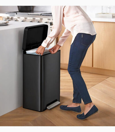 Kohler Semi Round Trash 13 gal