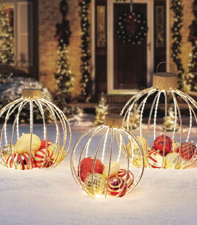Members Mark Twinkling Scence