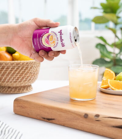 Spindrift Cranberry Punch Sparkling Water & Real Squeezed Fruit 12 fl oz Can 16-Pack + KOOL8Shop Infinite Deals Reusable Can Kit Bundle